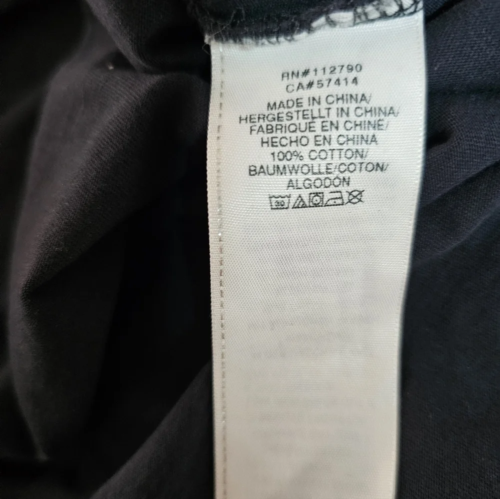 True Religion Classic Horseshoe Logo V-Neck T-Shirt Men's Size M Black Cotton